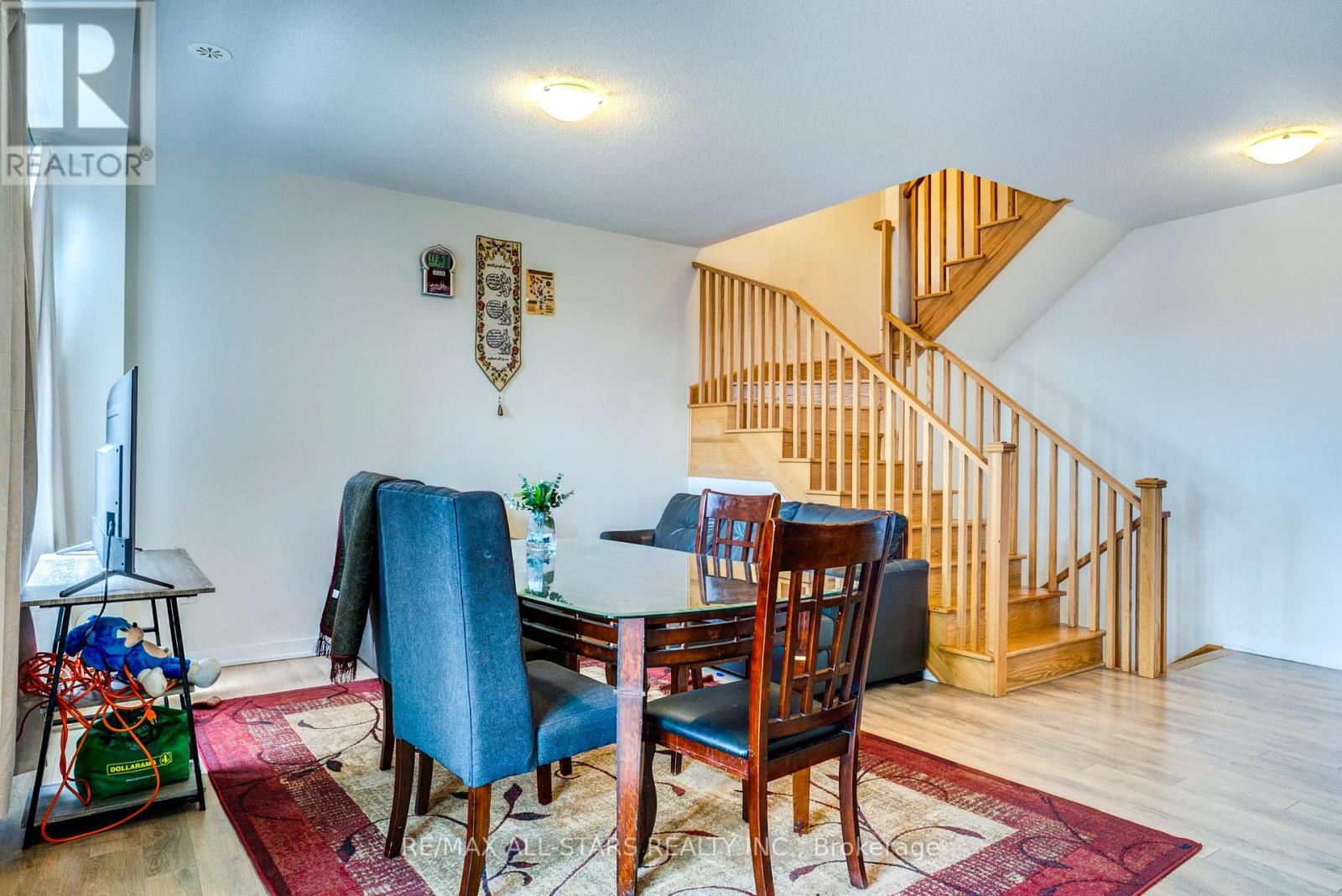 ##904 1865 PICKERING PARKWAY - 9