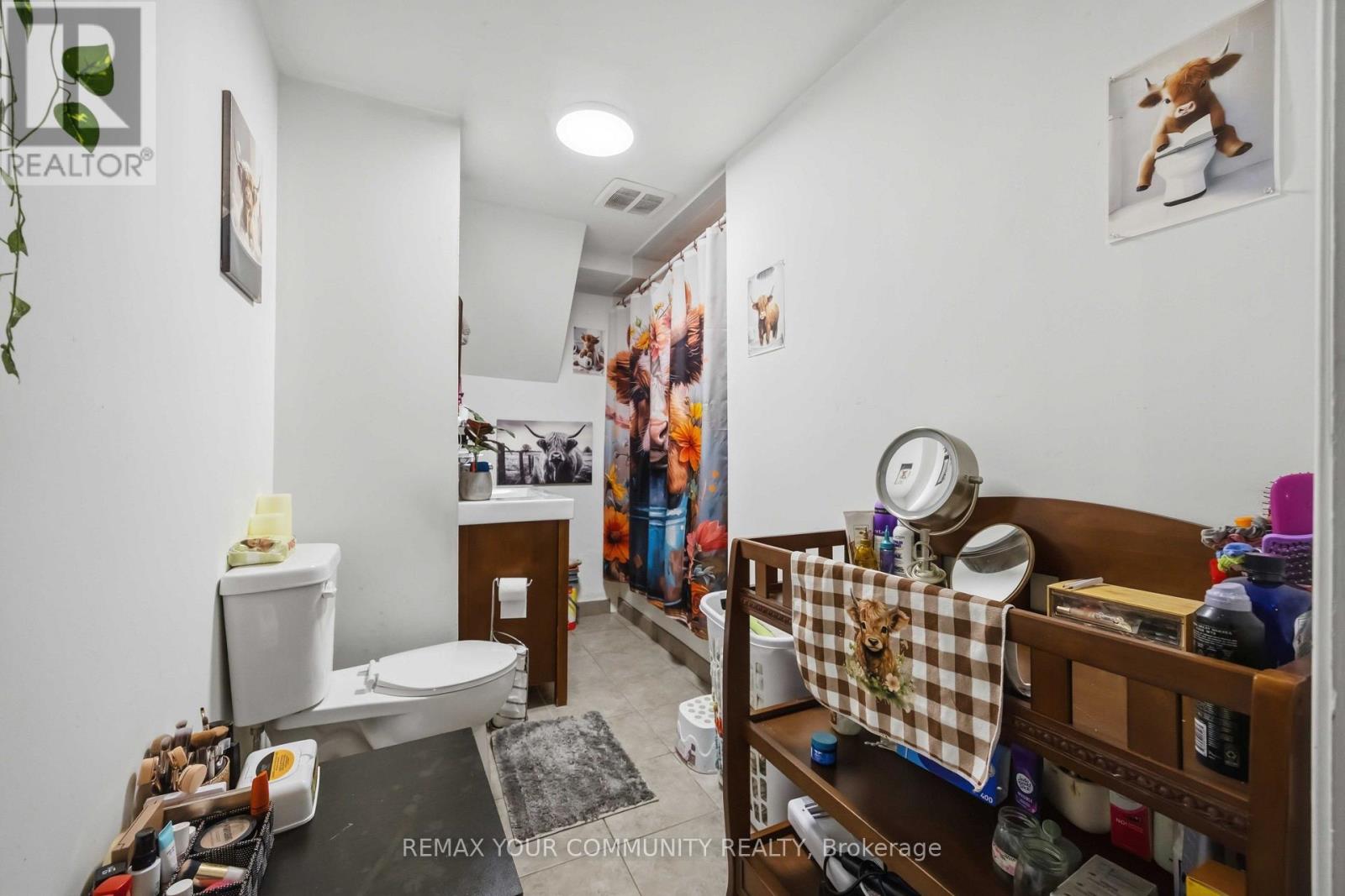 148 BAYVIEW AVENUE - 31