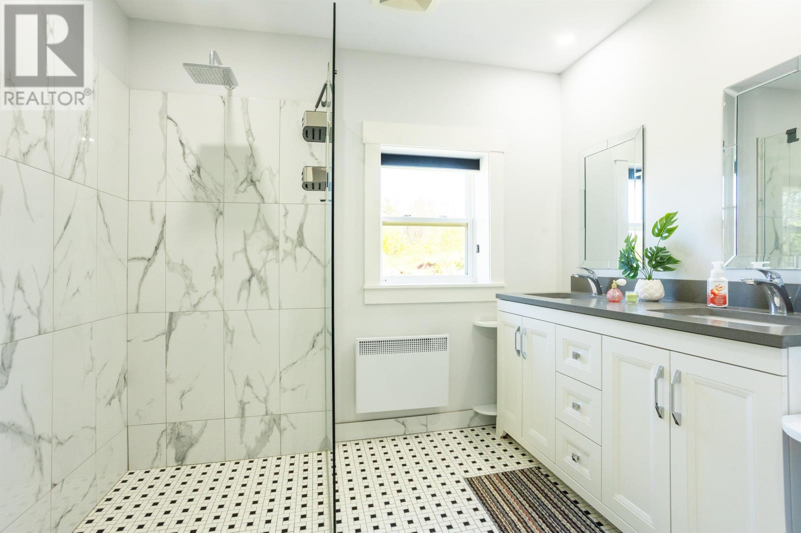 250 Hollis Avenue - 15