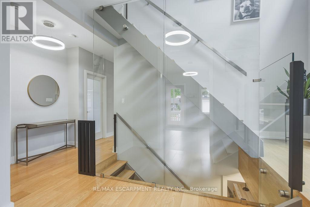 119 WESTSIDE DRIVE - 10