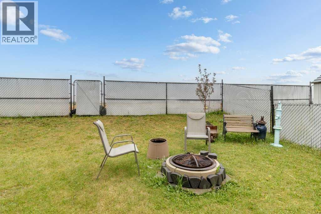 6 Baywood Place - 24