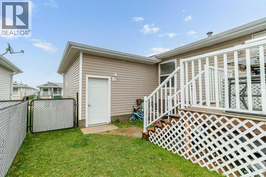 6 Baywood Place - 21