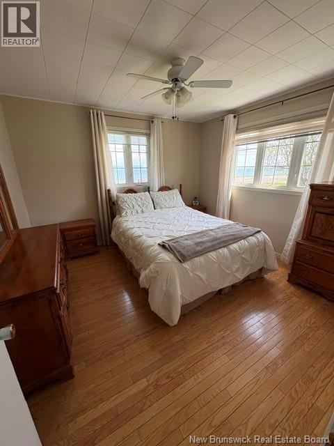 94 Chaleur Street - 40