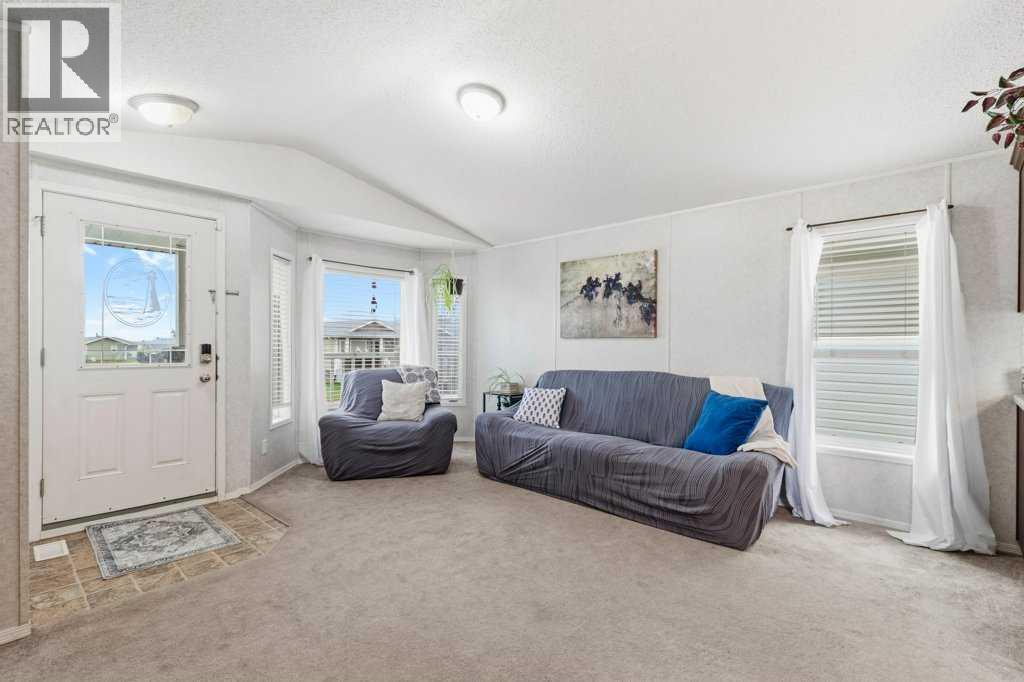 6 Baywood Place - 5
