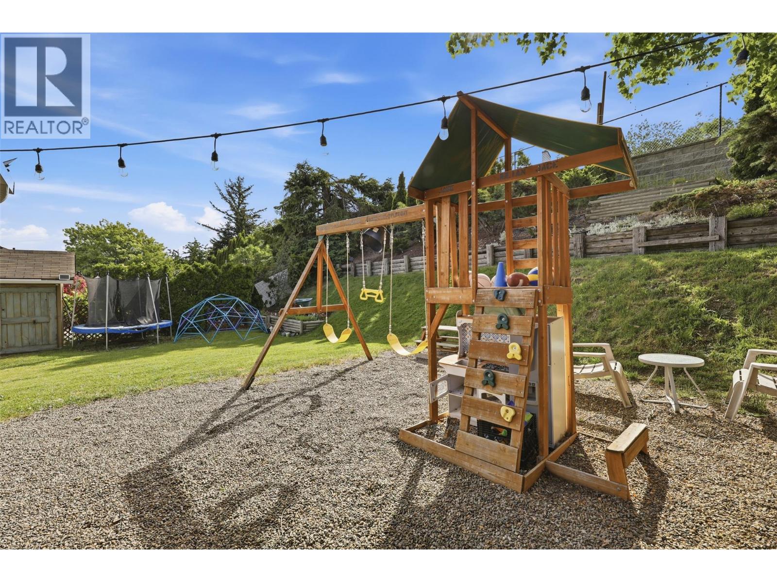 1675 SPRINGHAVEN PLACE Place - 24