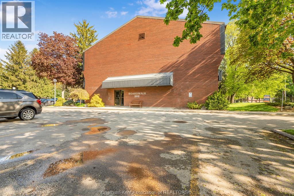 #207 202 CAMPUS PARKWAY - 1