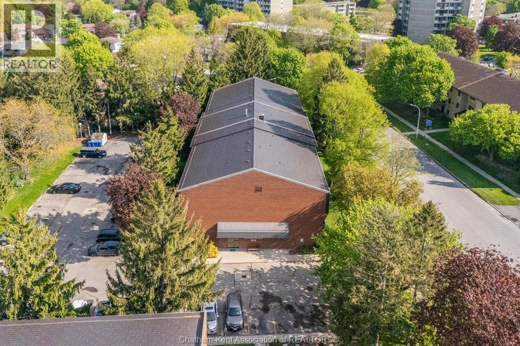 #207 202 CAMPUS PARKWAY - 30