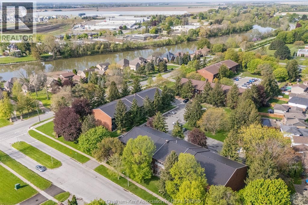 #207 202 CAMPUS PARKWAY - 32