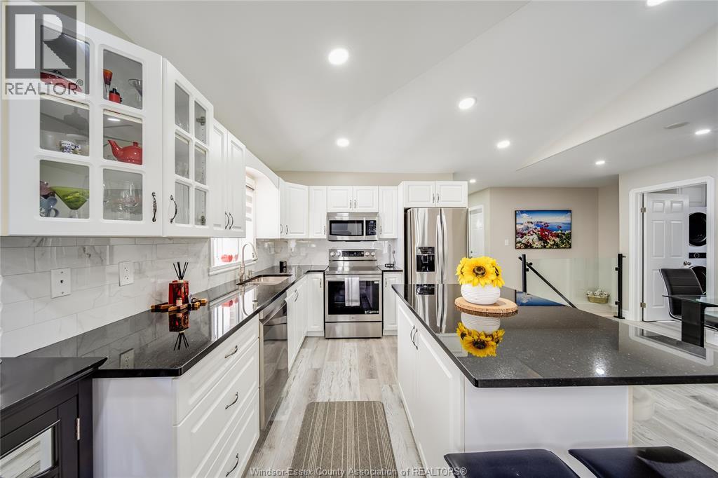 1977 KIRKLAND AVENUE - 16