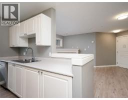 203 1580 Christmas Ave, Saanich, BC V8P2X2 Photo 11