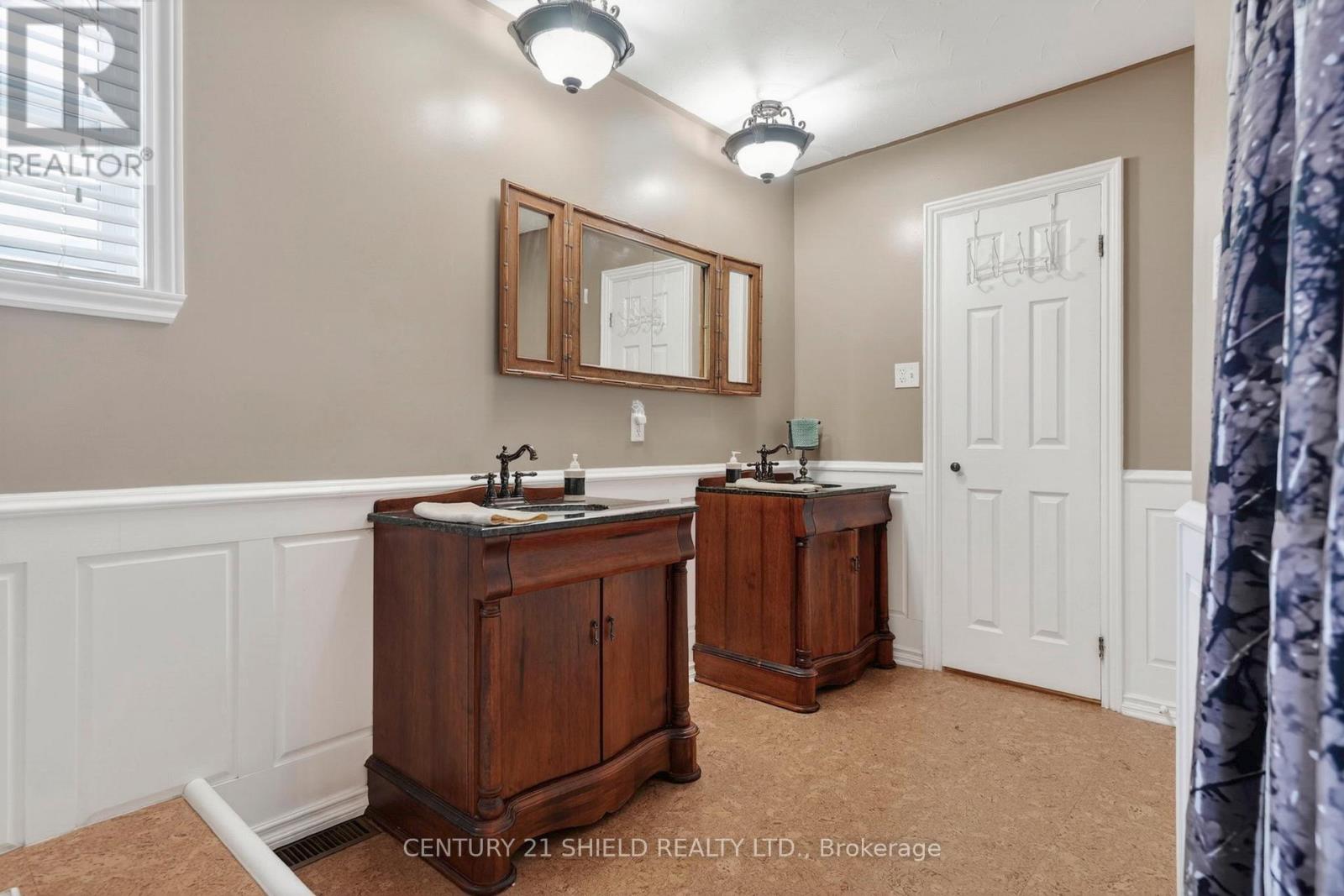 812 BRIARHILL AVENUE - 17