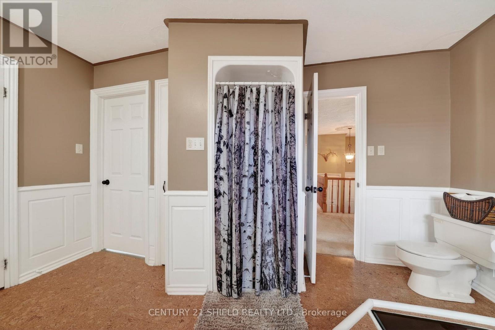 812 BRIARHILL AVENUE - 18