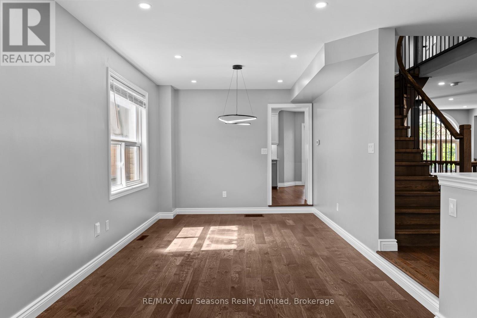 144 COUNTRY LANE - 14