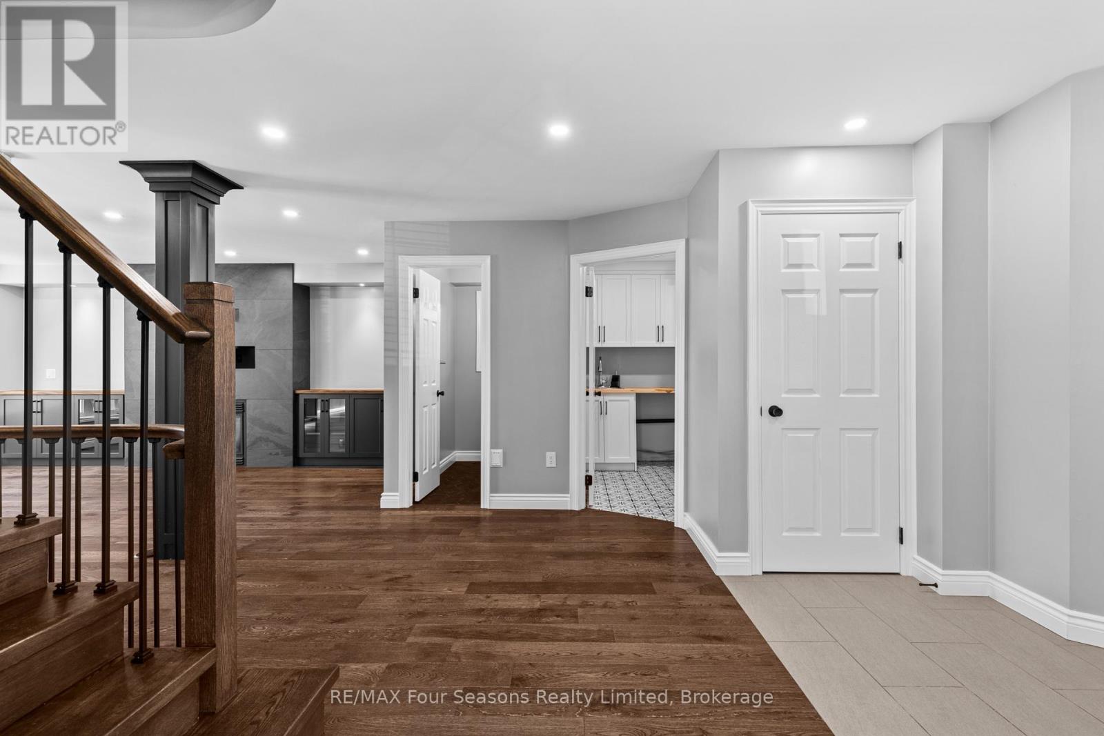 144 COUNTRY LANE - 16