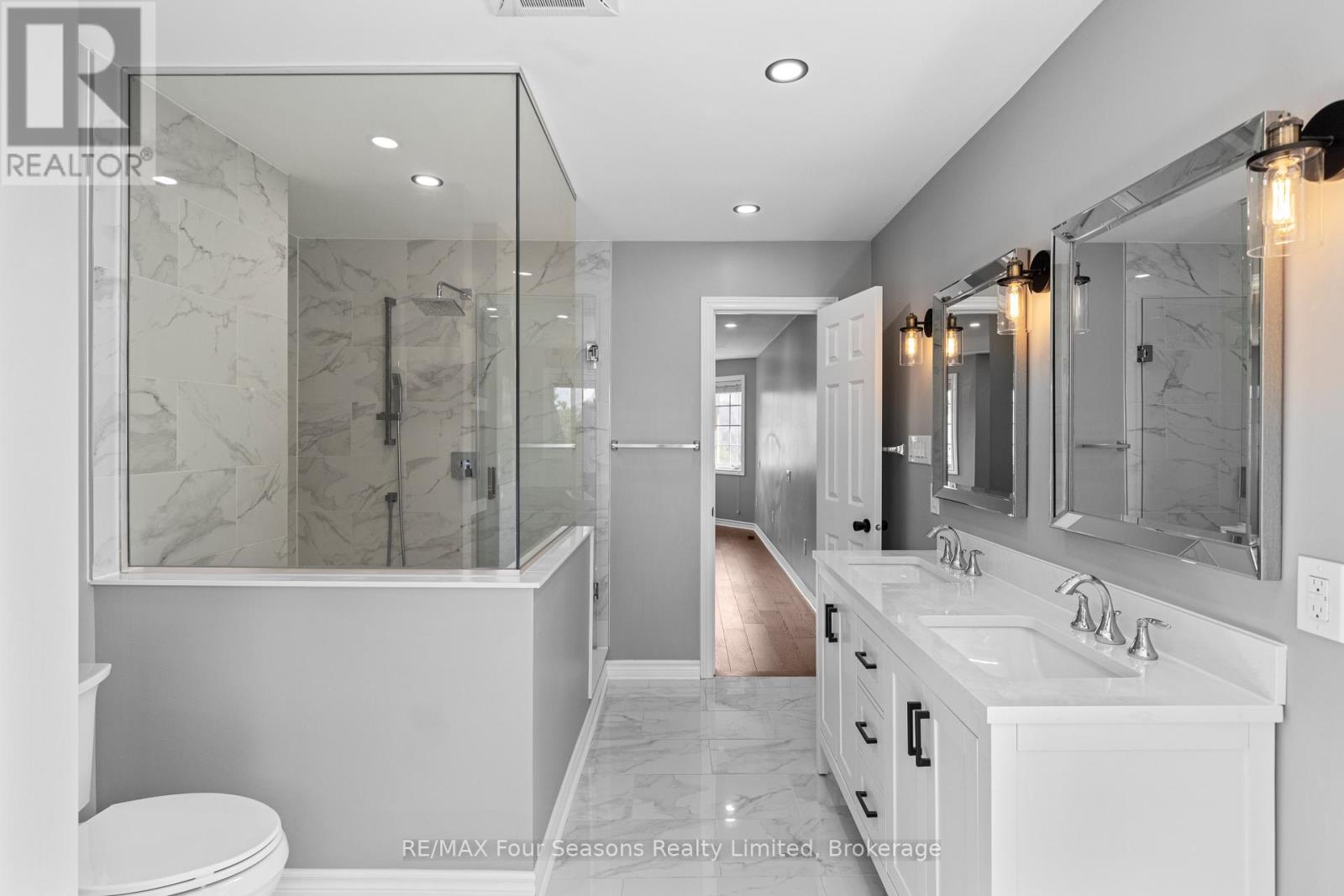 144 COUNTRY LANE - 23