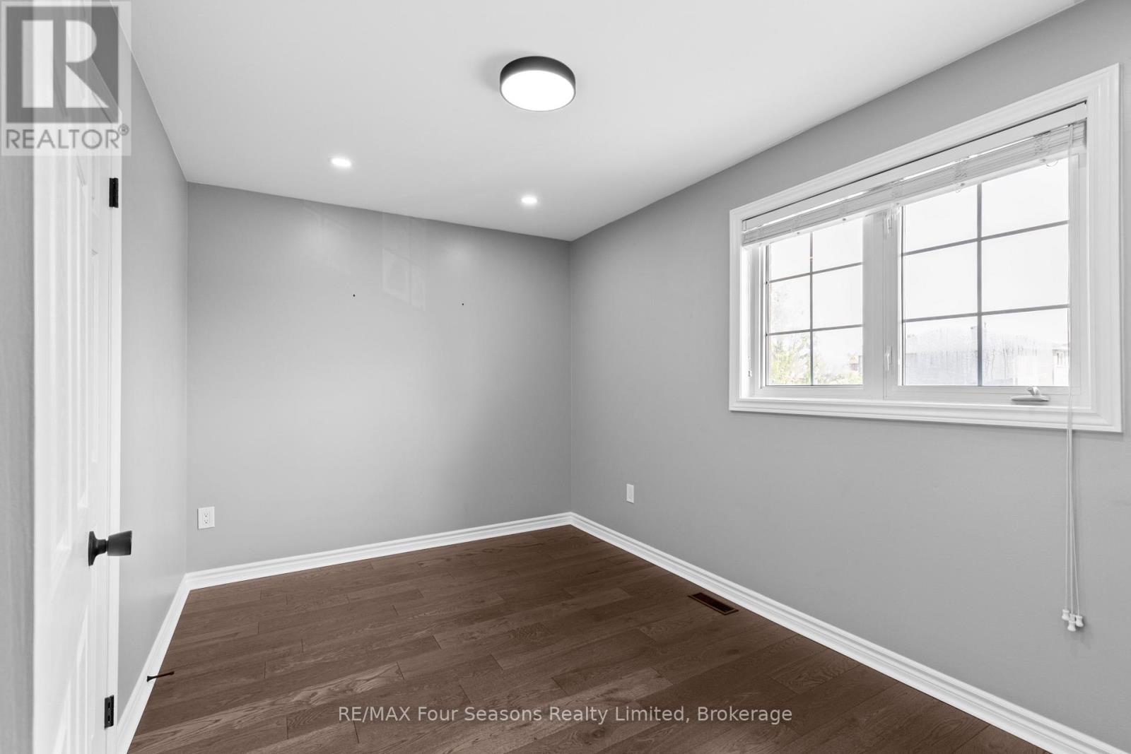 144 COUNTRY LANE - 31