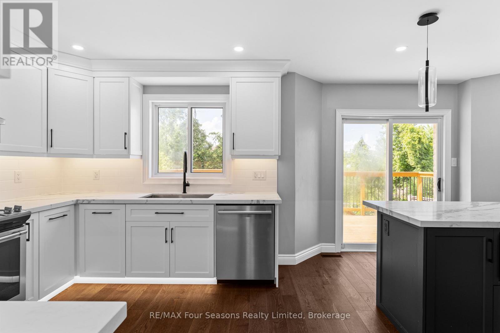 144 COUNTRY LANE - 8