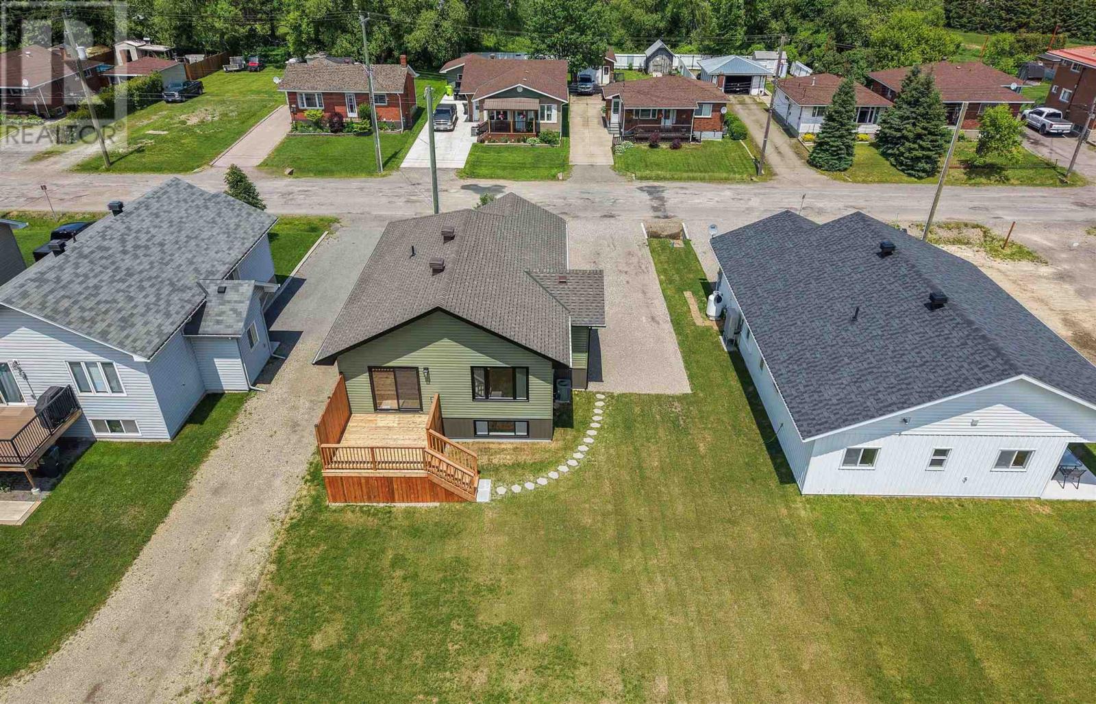 255 East Balfour ST - 37