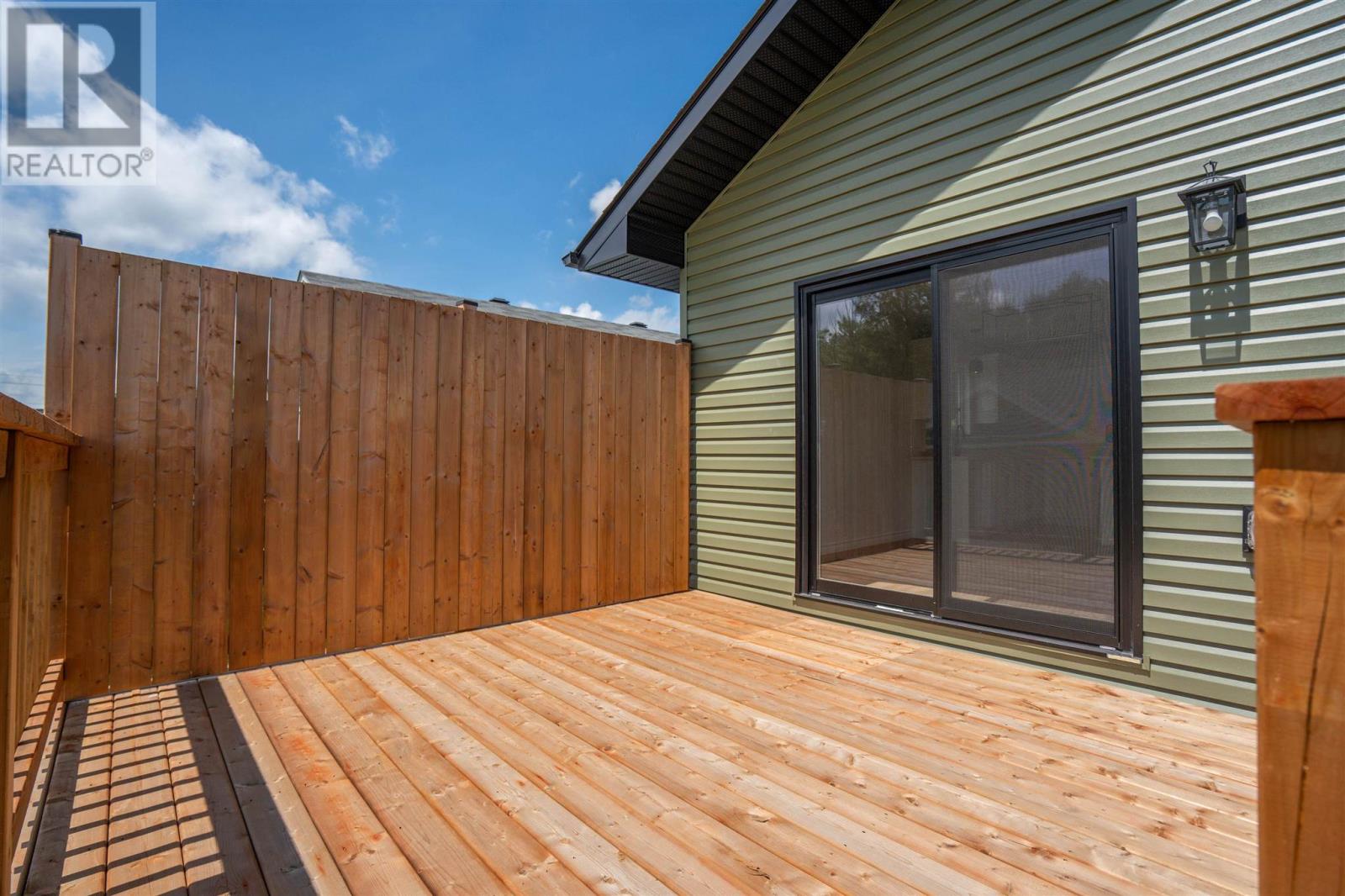 255 East Balfour ST - 40