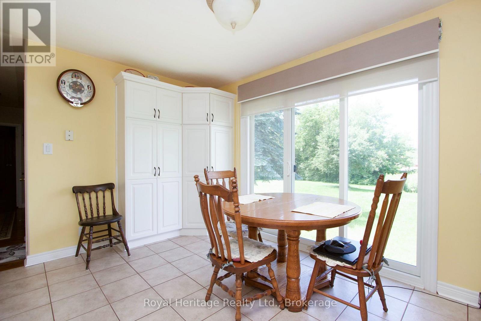 1464 THORNTON ROAD N - 10