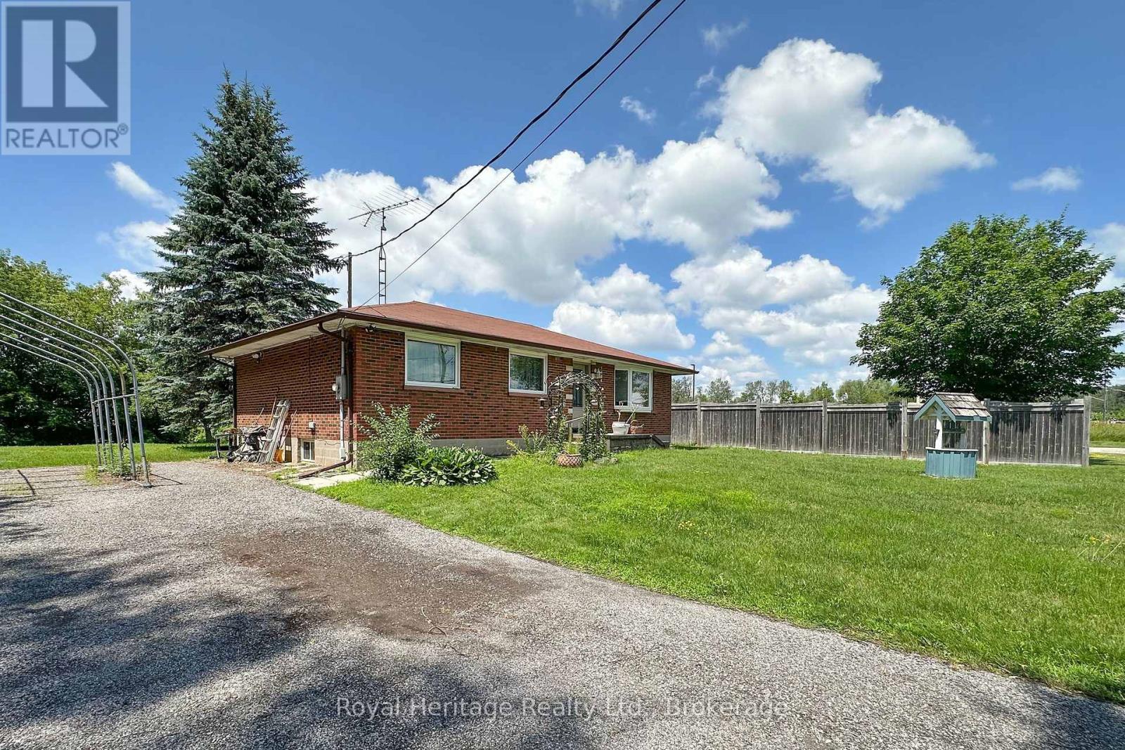 1464 THORNTON ROAD N - 2