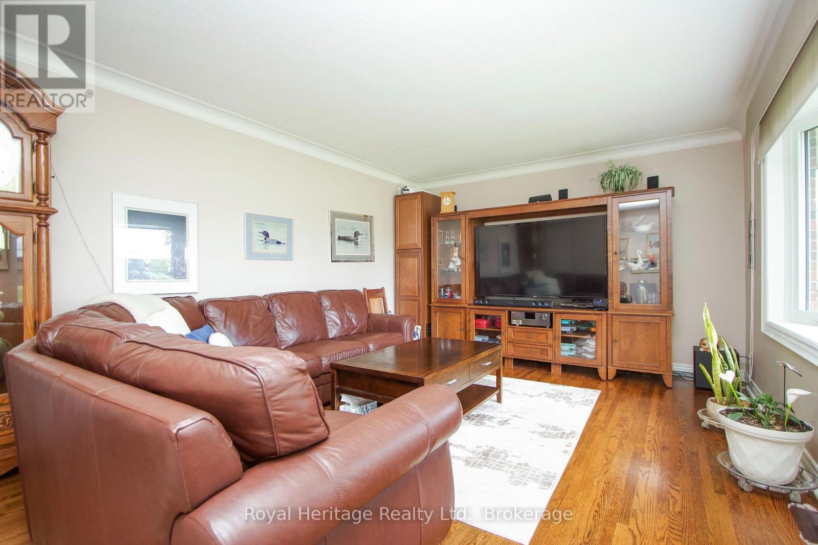 1464 THORNTON ROAD N - 4