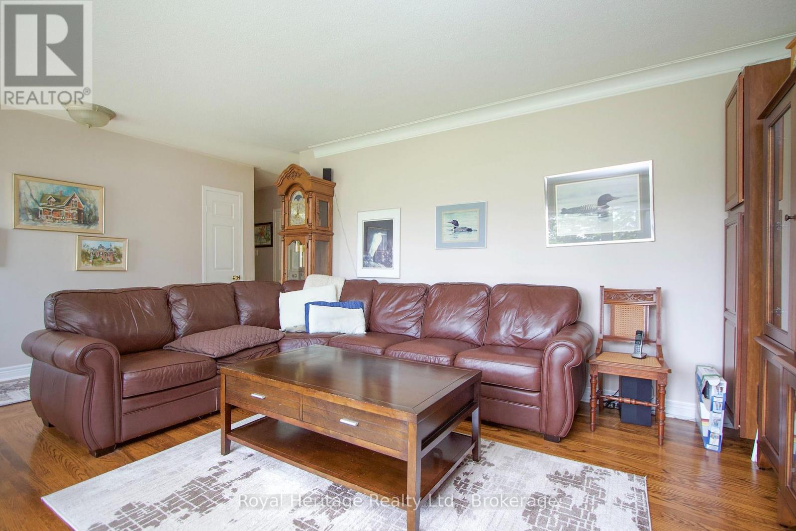 1464 THORNTON ROAD N - 6