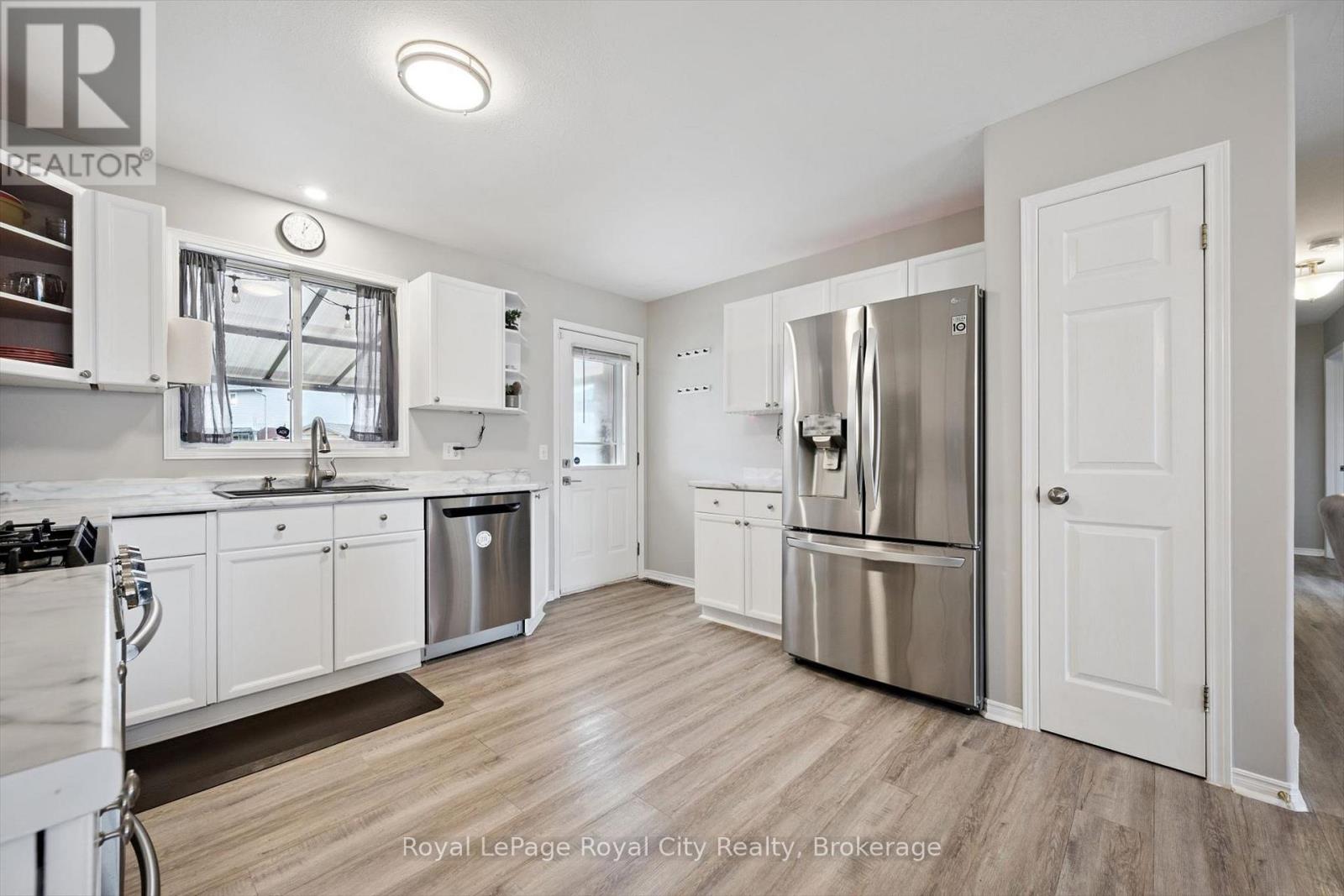 119 MEADOWRIDGE DRIVE - 11