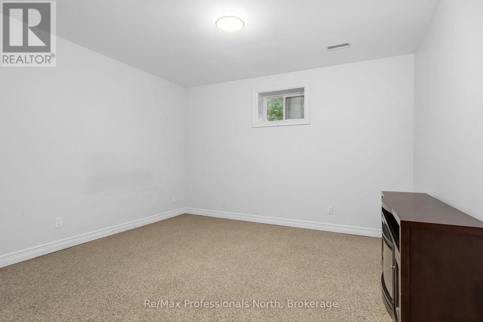 2452 DOE LAKE ROAD - Image 30