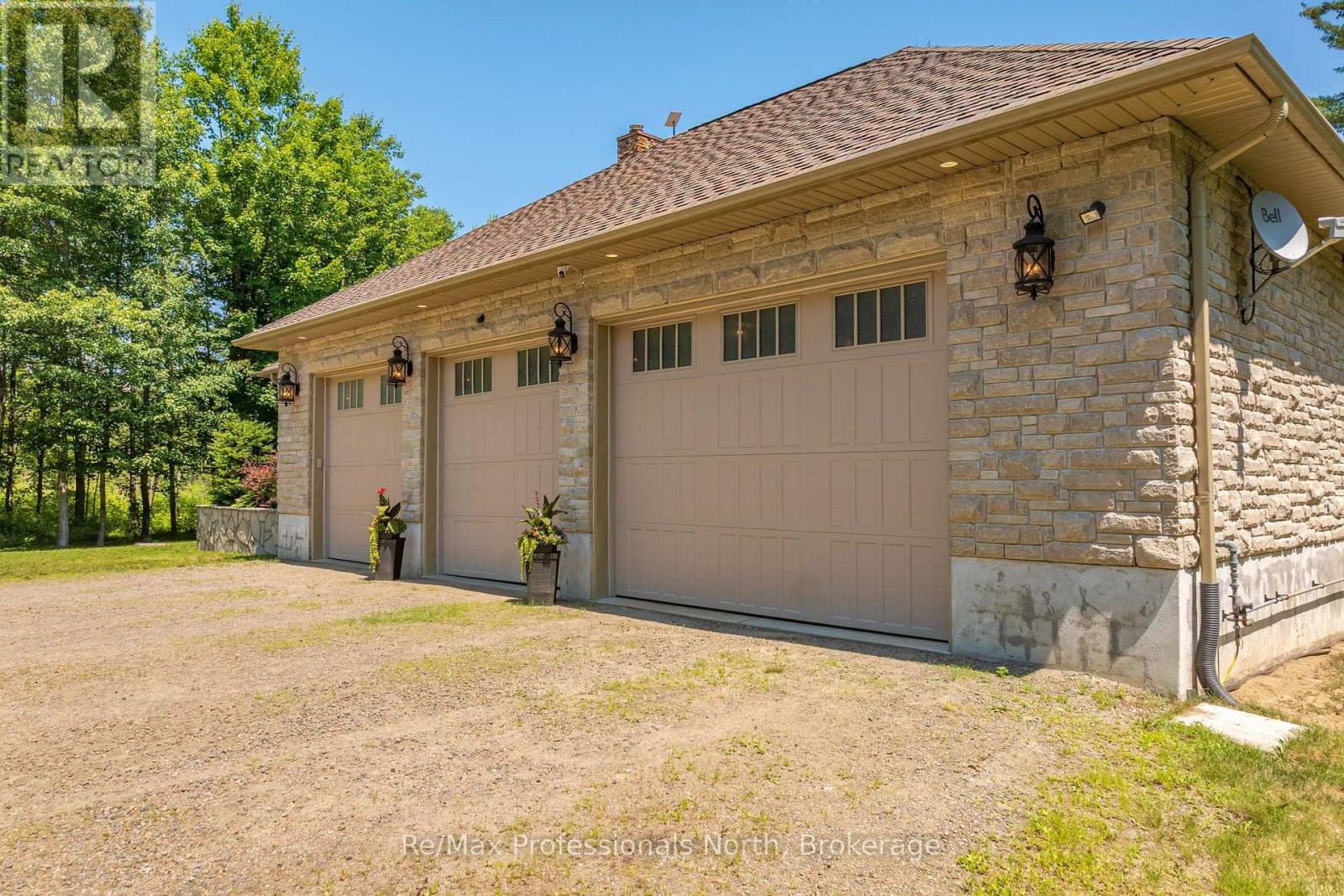 2452 DOE LAKE ROAD - Image 42