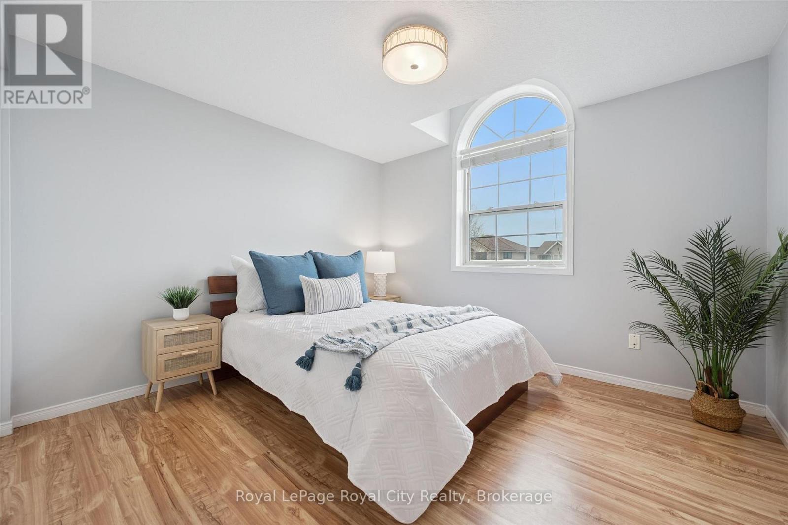 43 KEARNEY STREET - 26