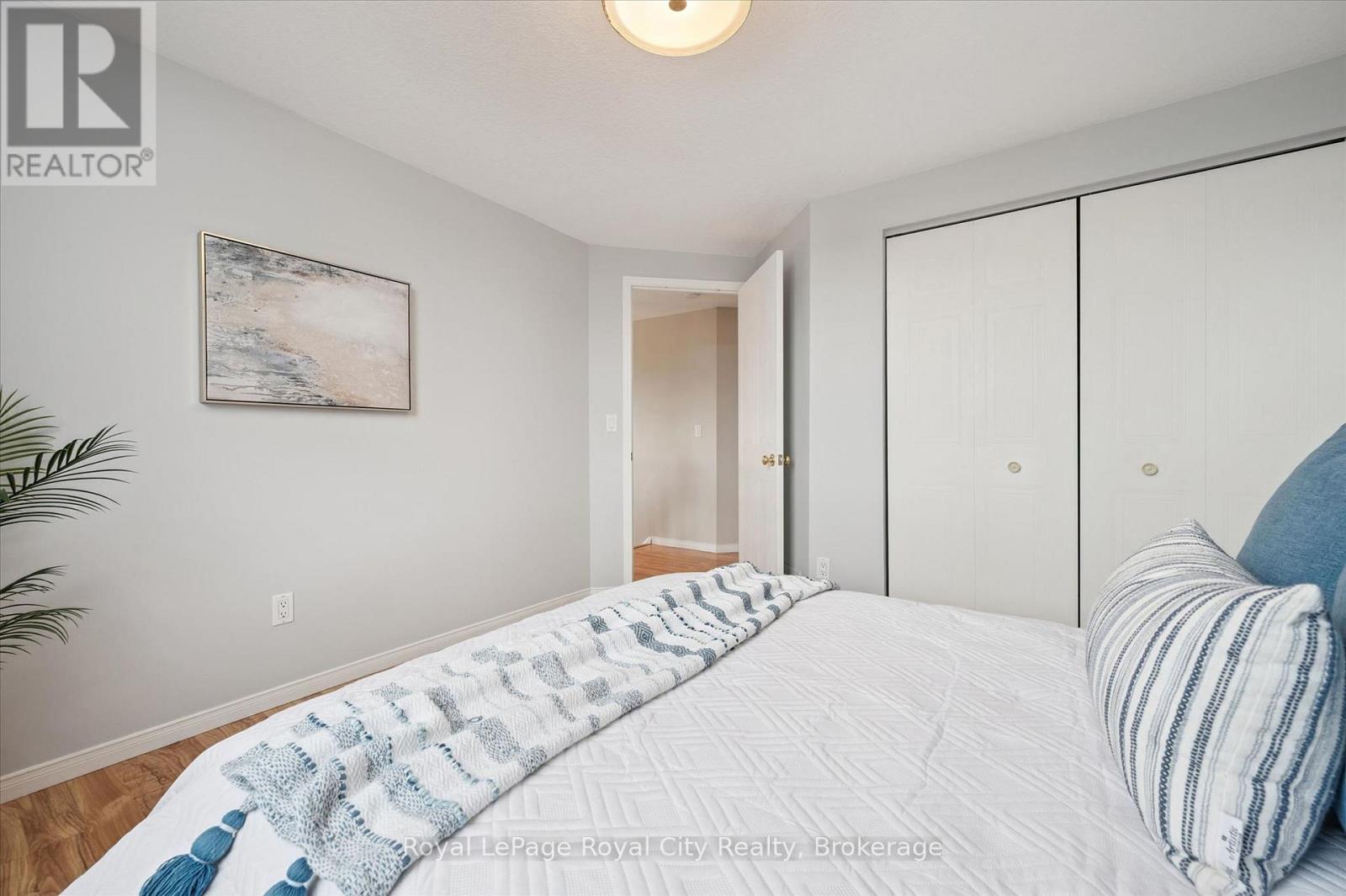 43 KEARNEY STREET - 27