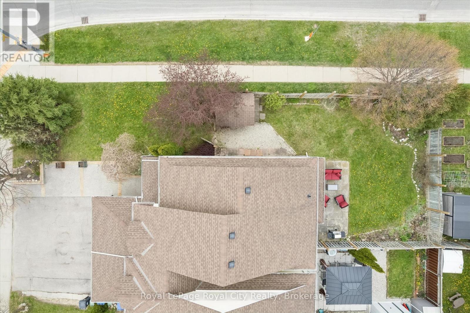 43 KEARNEY STREET - 44