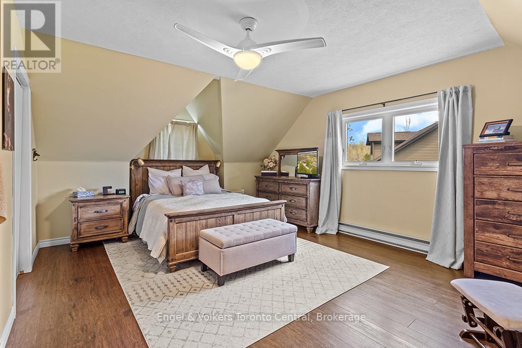 122459 GREY ROAD 5 - 15