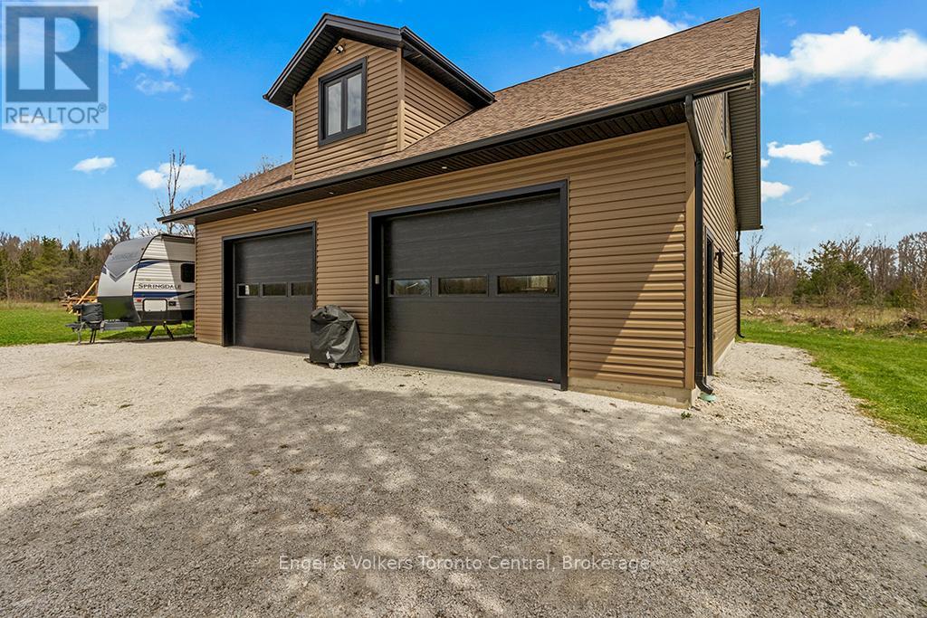122459 GREY ROAD 5 - 25