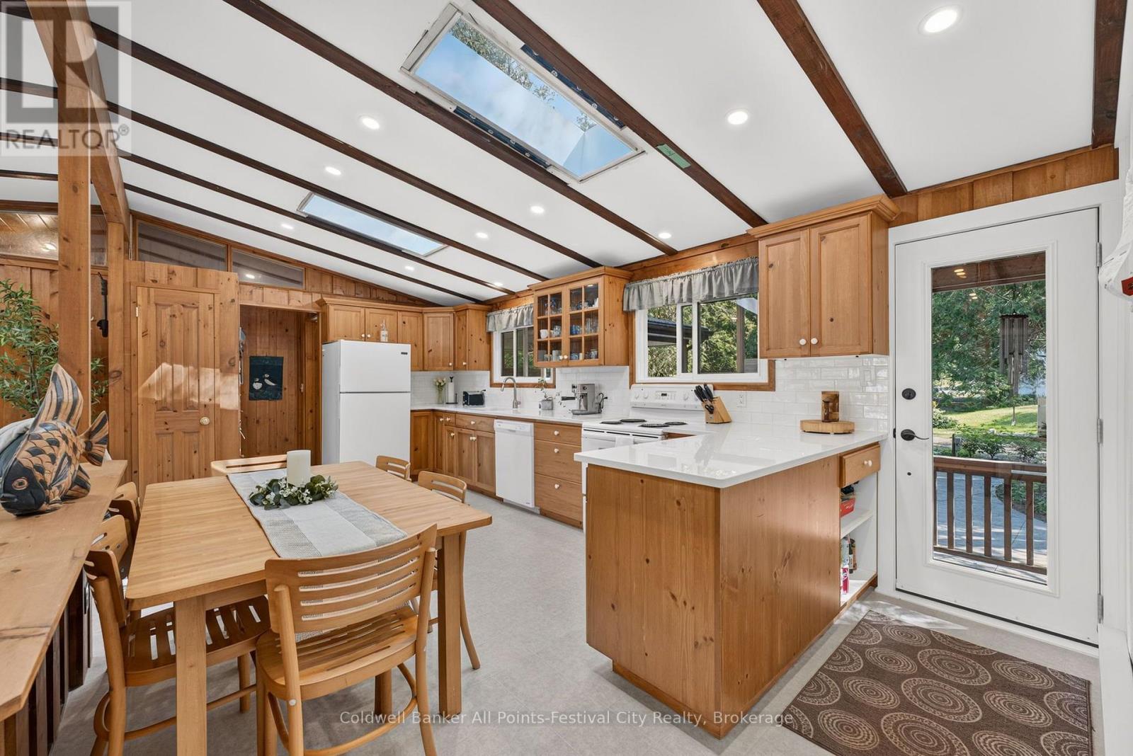 149 HURON ROAD W - 10