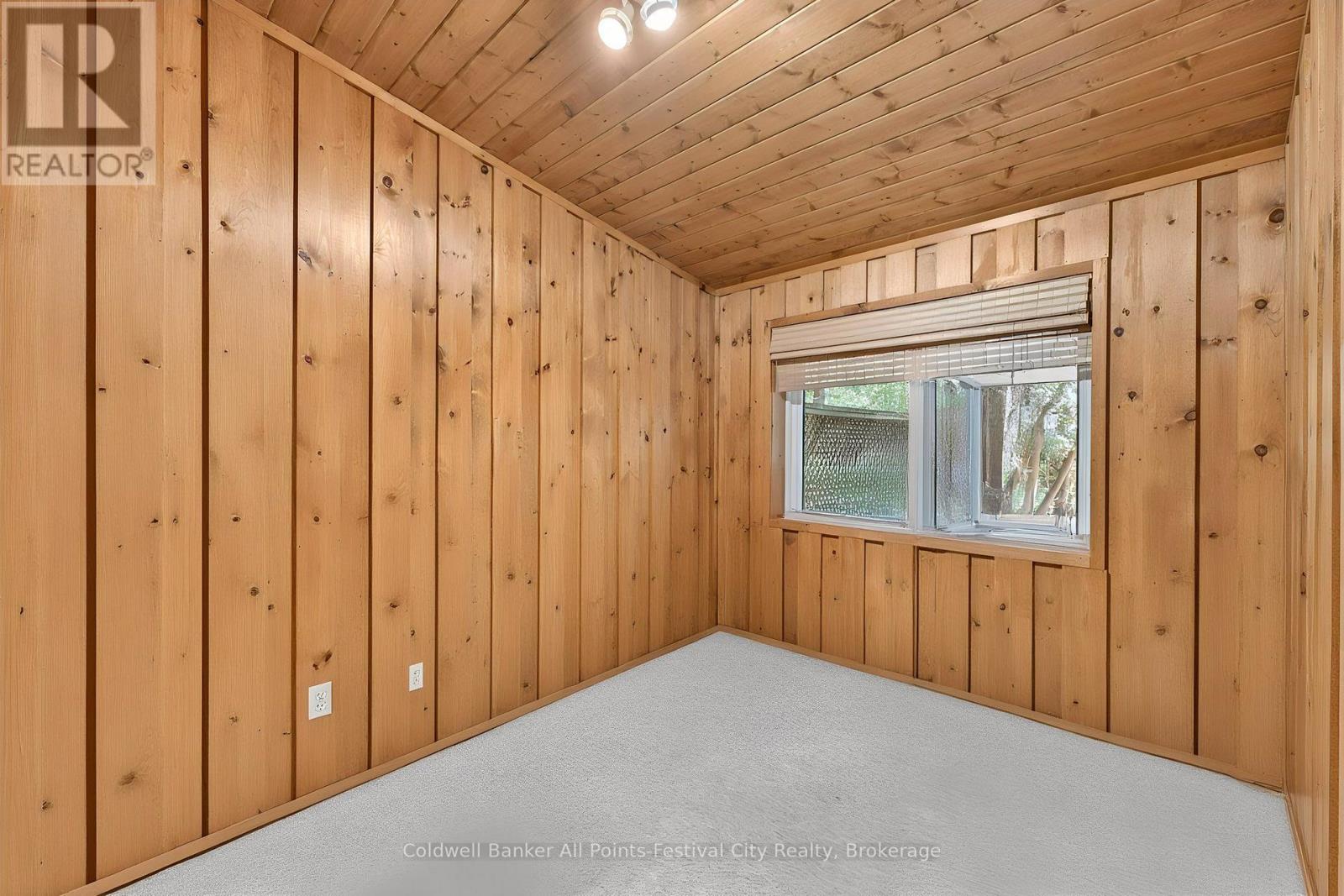 149 HURON ROAD W - 22