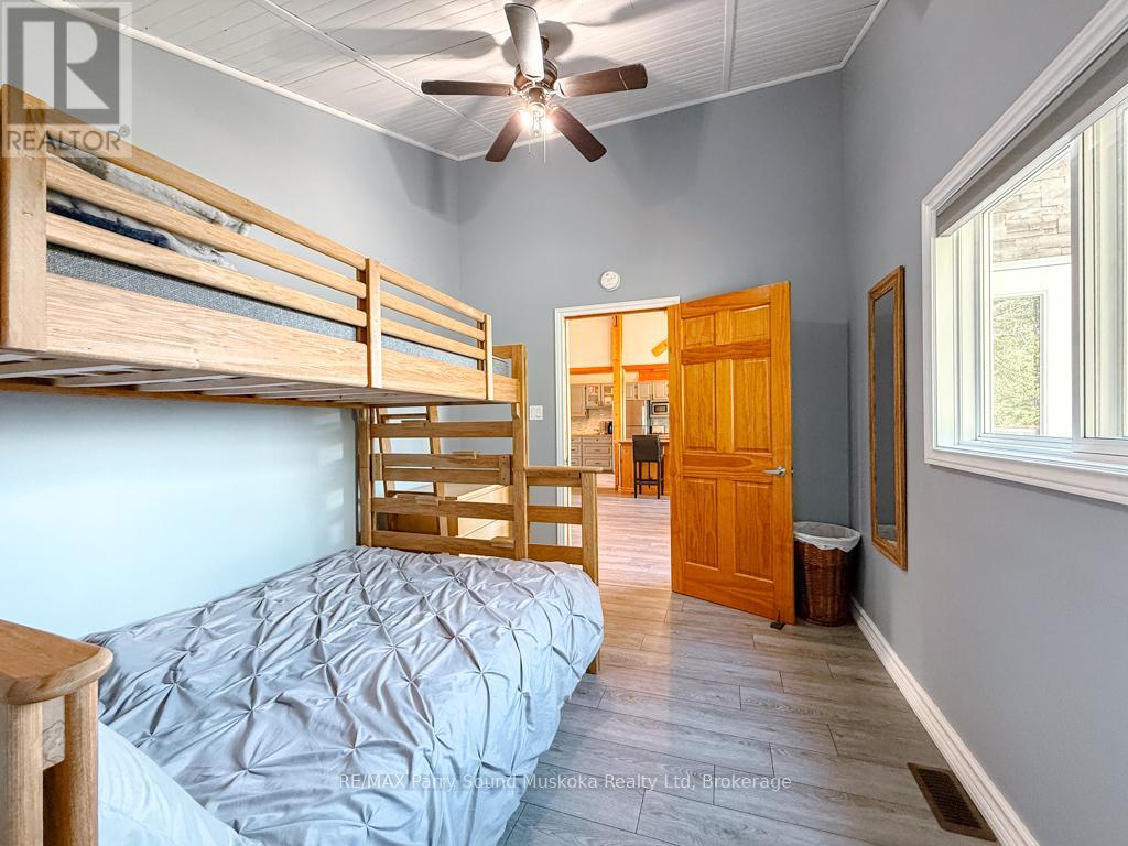 127 BURNETTS ROAD - 26