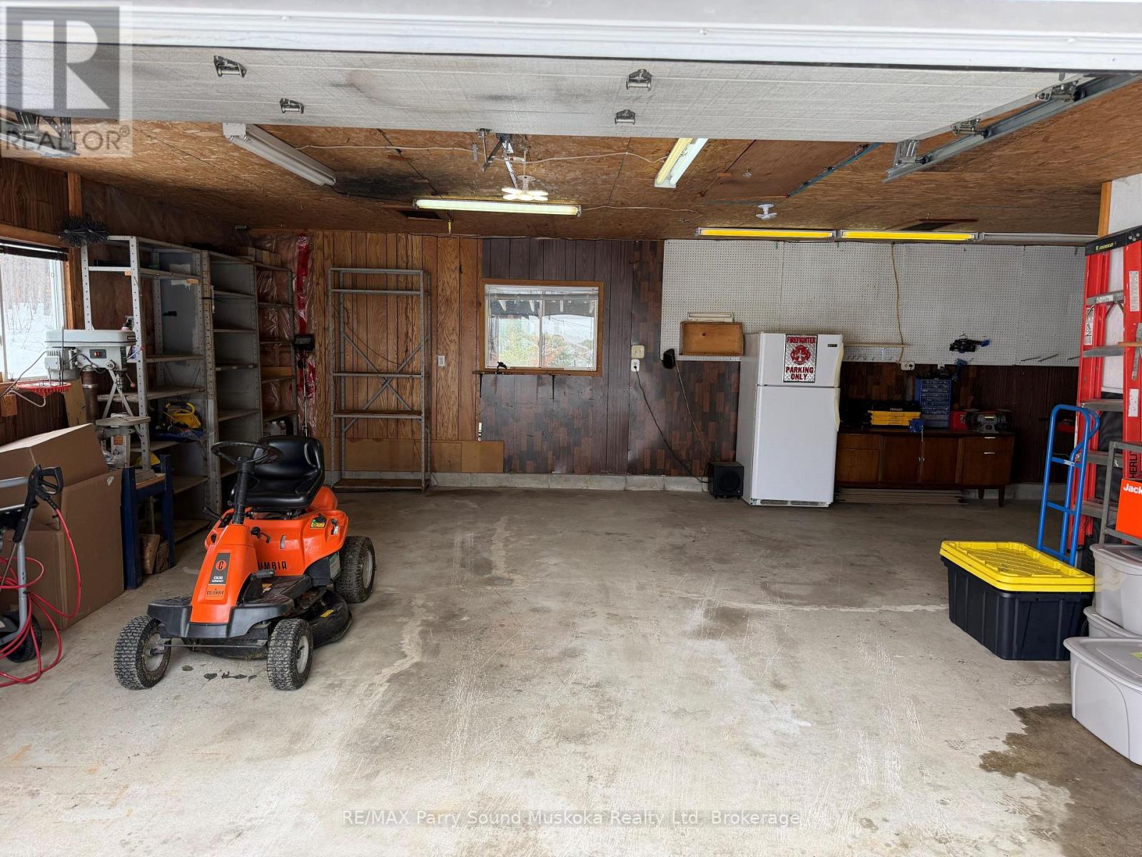 127 BURNETTS ROAD - 37