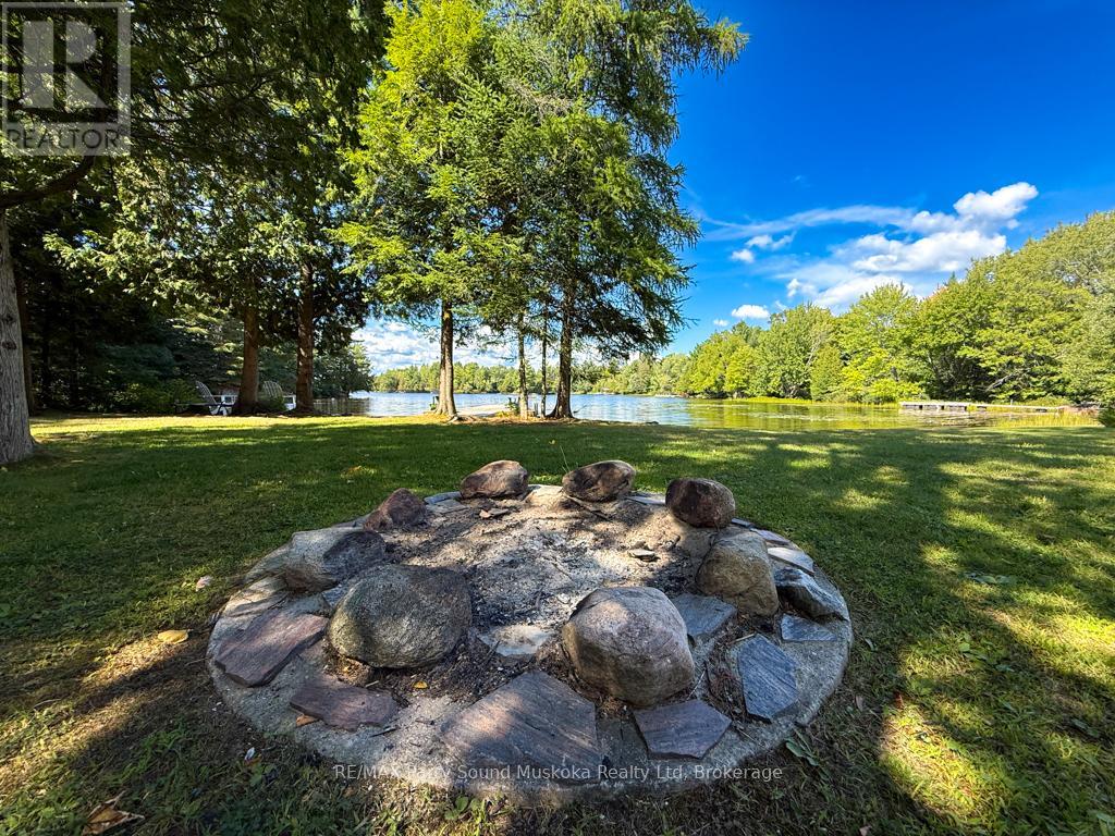 127 BURNETTS ROAD - 40