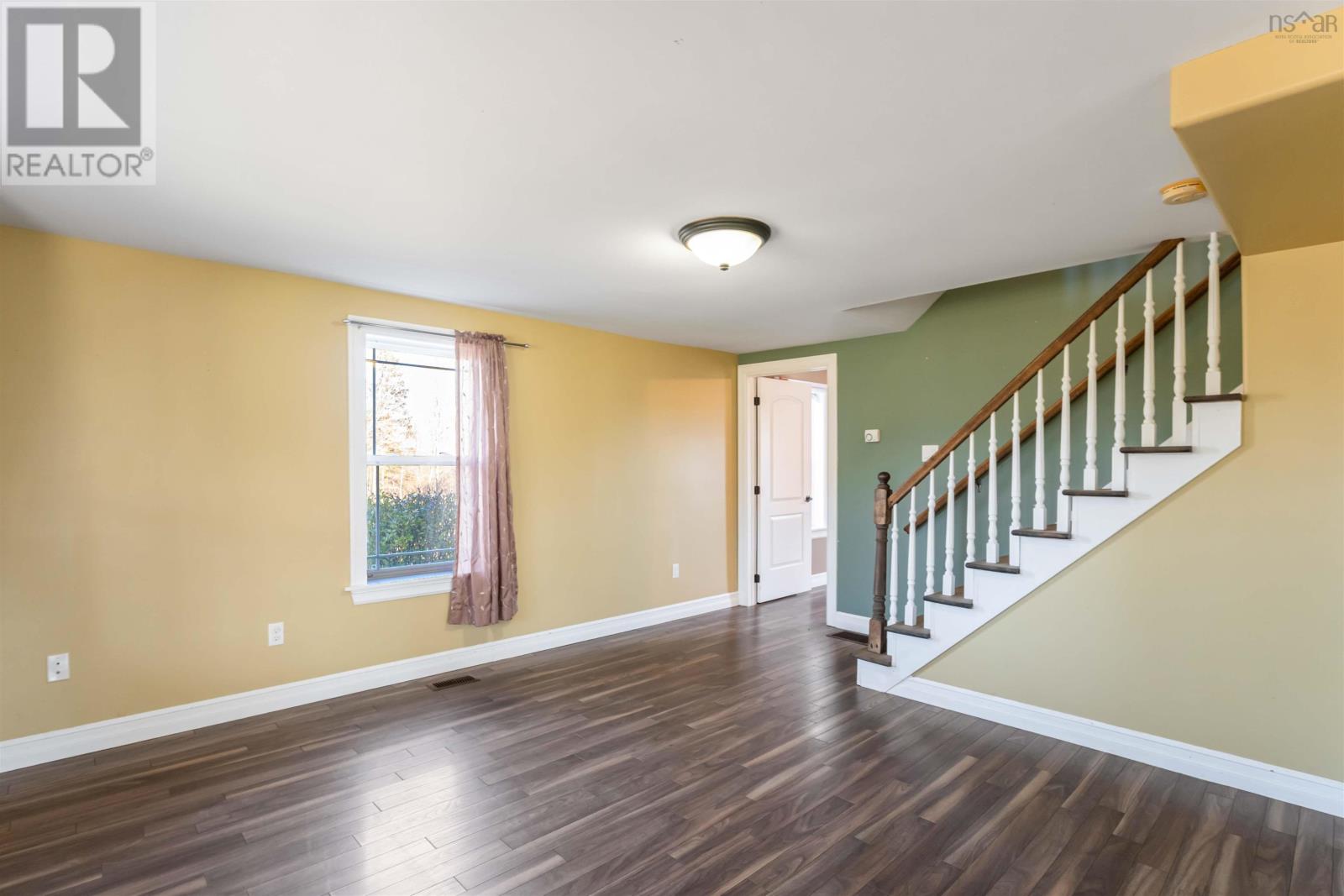 11770 Highway 1 - 5