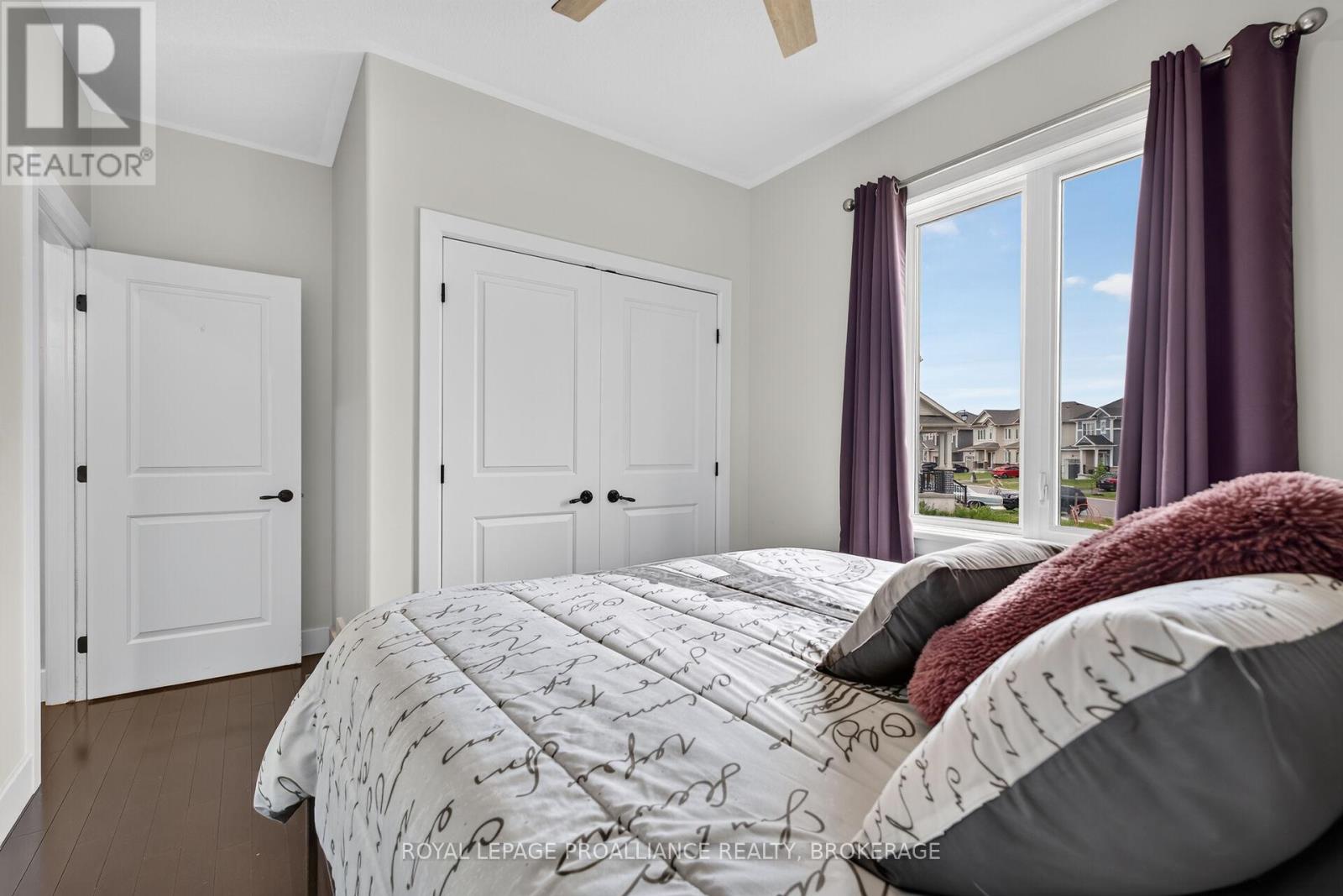 142 GILDERSLEEVE BOULEVARD - 26