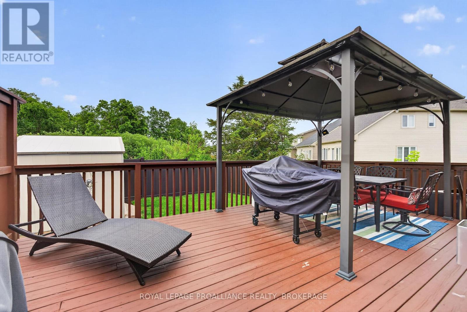 142 GILDERSLEEVE BOULEVARD - 38
