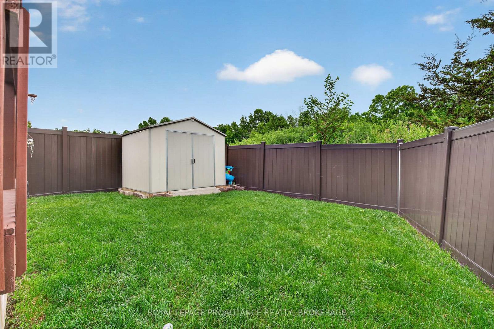 142 GILDERSLEEVE BOULEVARD - 41
