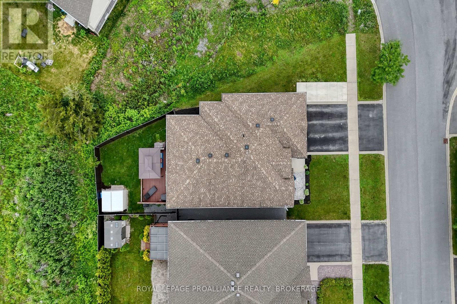 142 GILDERSLEEVE BOULEVARD - 49