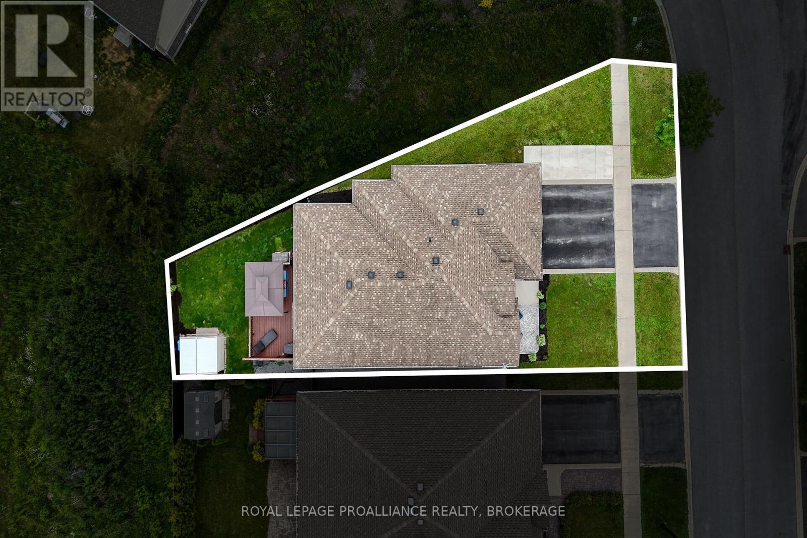 142 GILDERSLEEVE BOULEVARD - 50