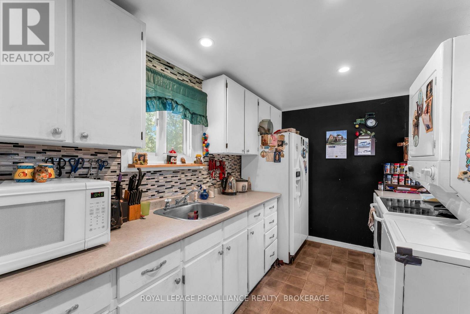 465 GARDEN STREET - 10