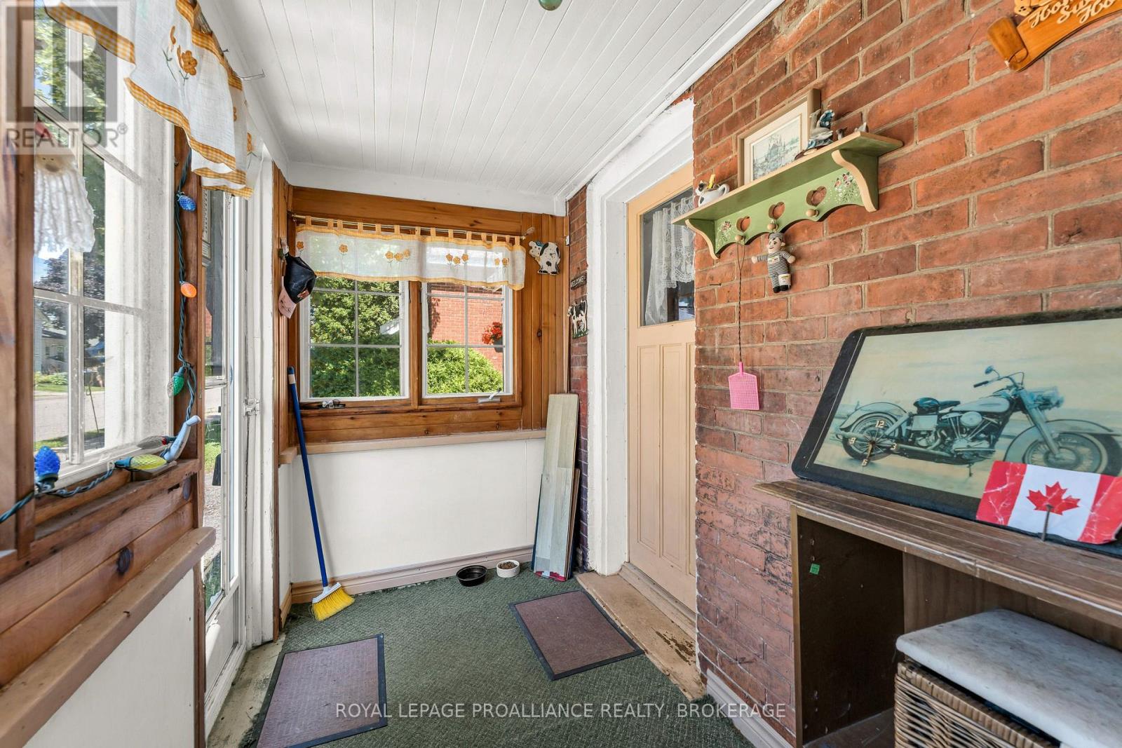 465 GARDEN STREET - Image 3