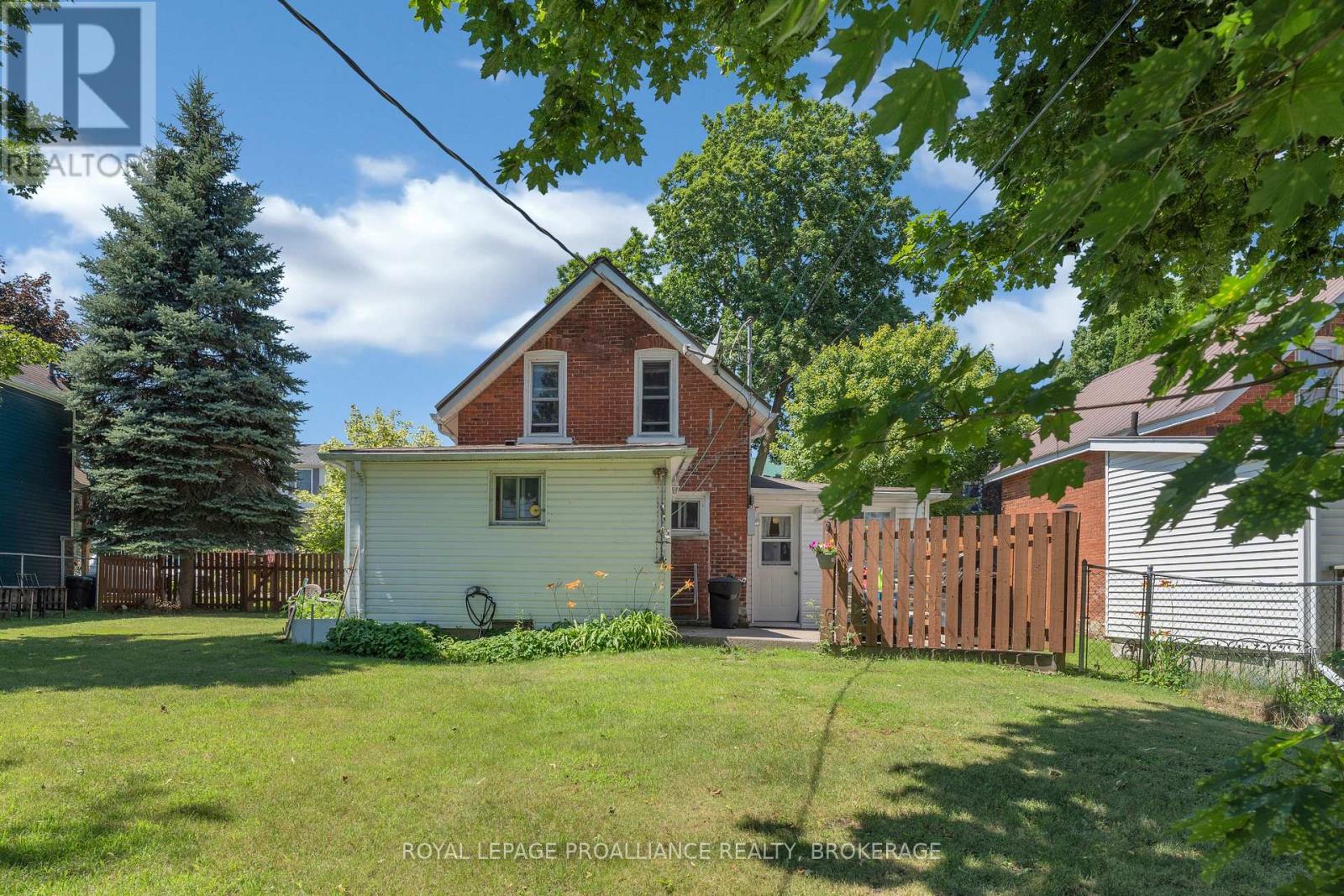 465 GARDEN STREET - 30