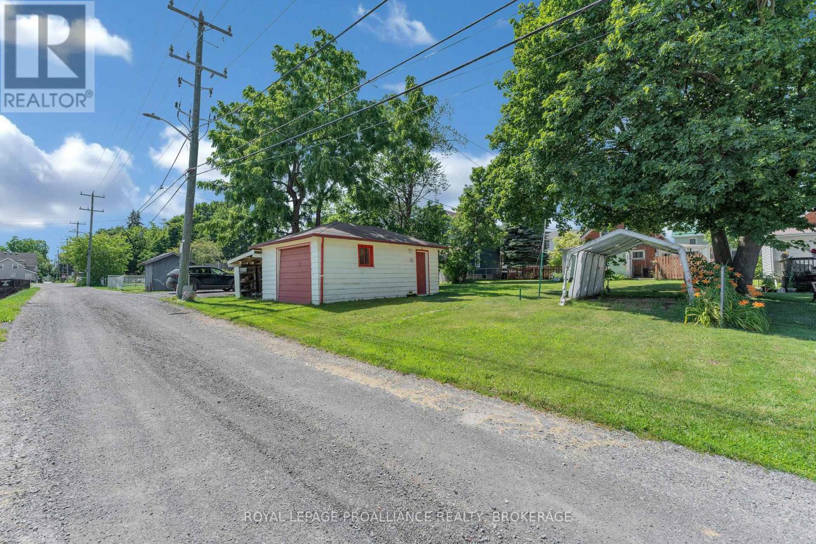 465 GARDEN STREET - 32